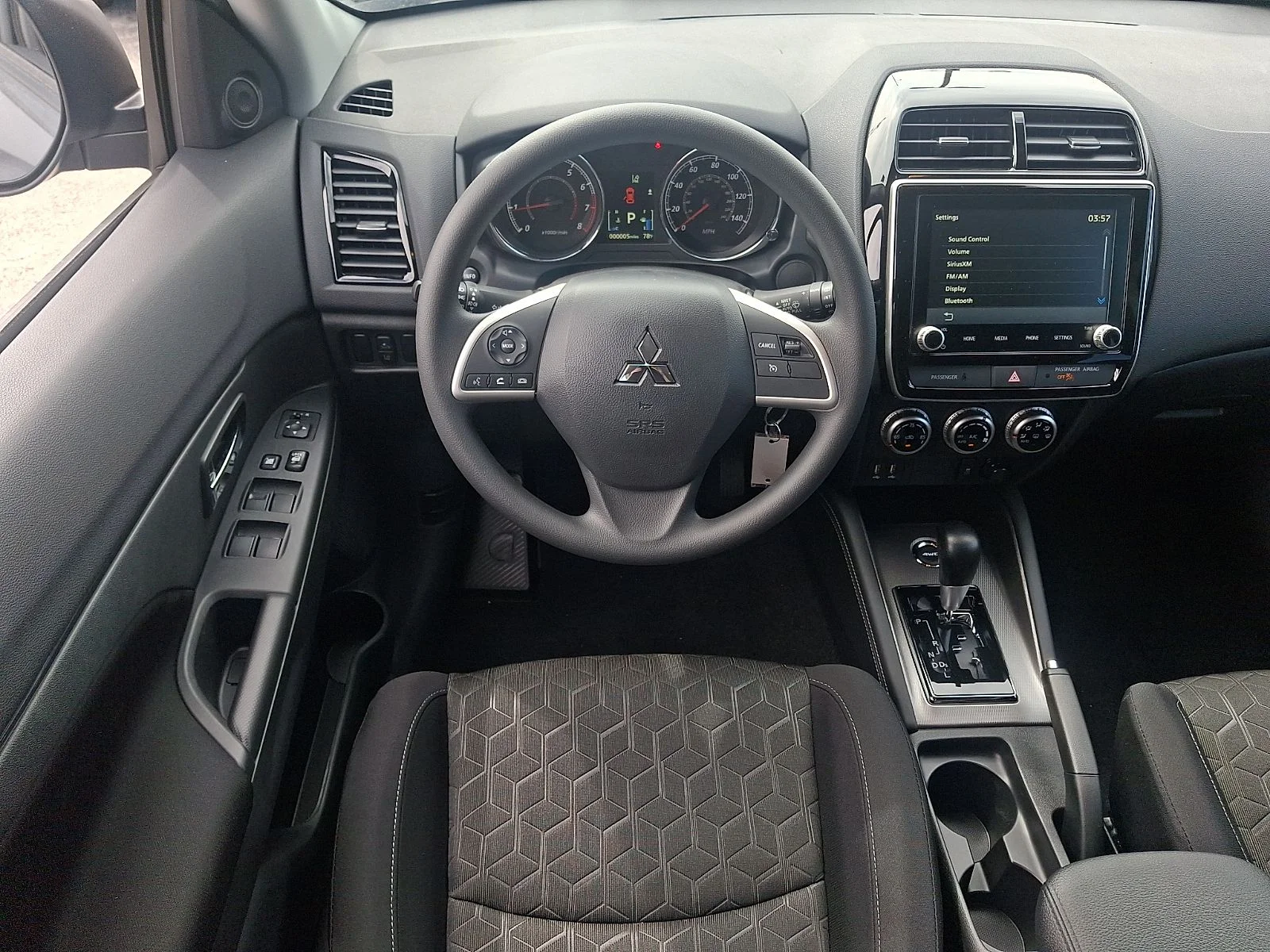 New 2027 Gray Mitsubishi 2.0 ES image 10