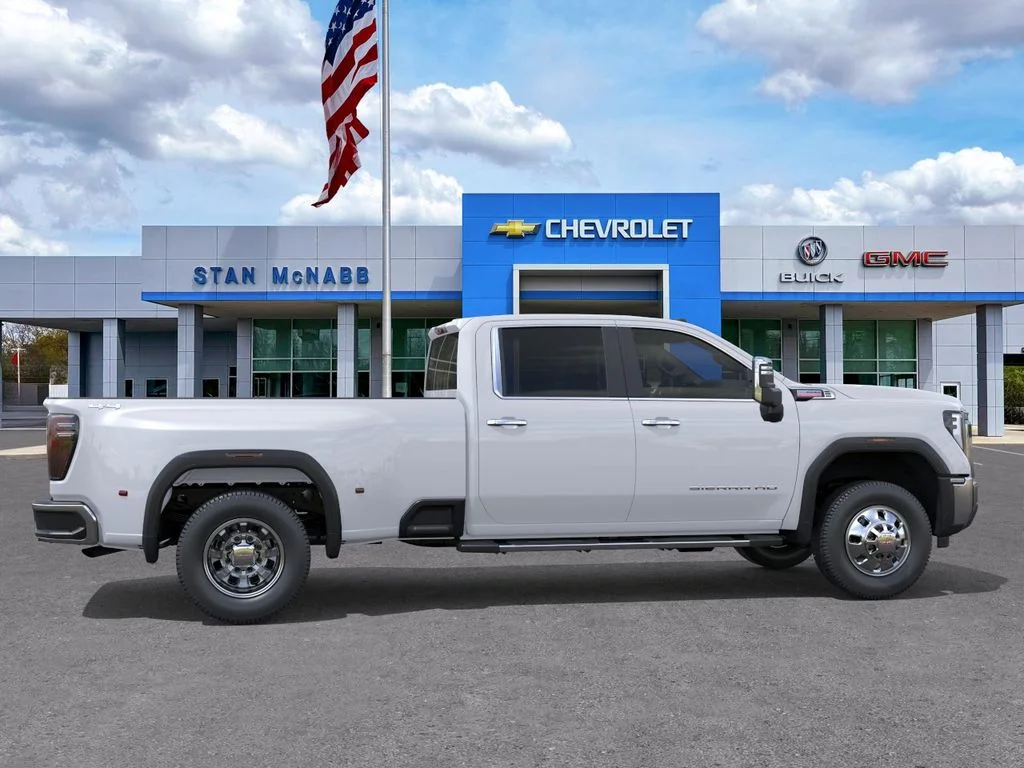 New 2026 Summit White GMC SLT DRW image 5