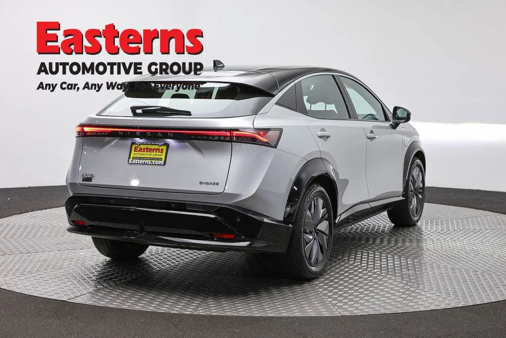 Used 2023 Silver Nissan ENGAGE image 5