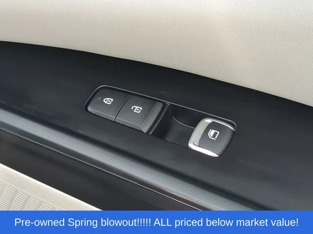 Used 2022 Blue Kia LXS image 43