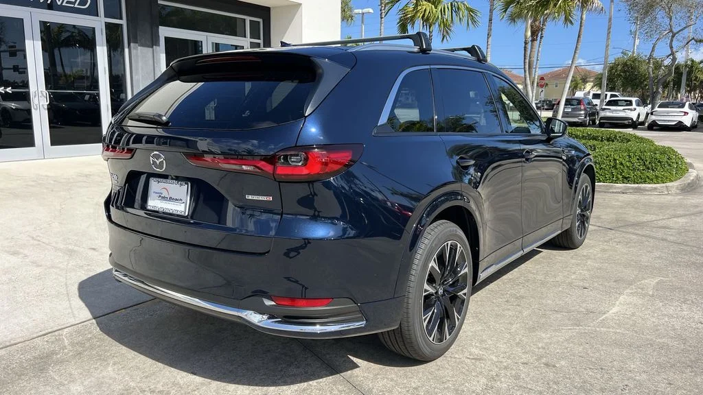 2025 Mazda CX-90 Premium Package - Photo 10