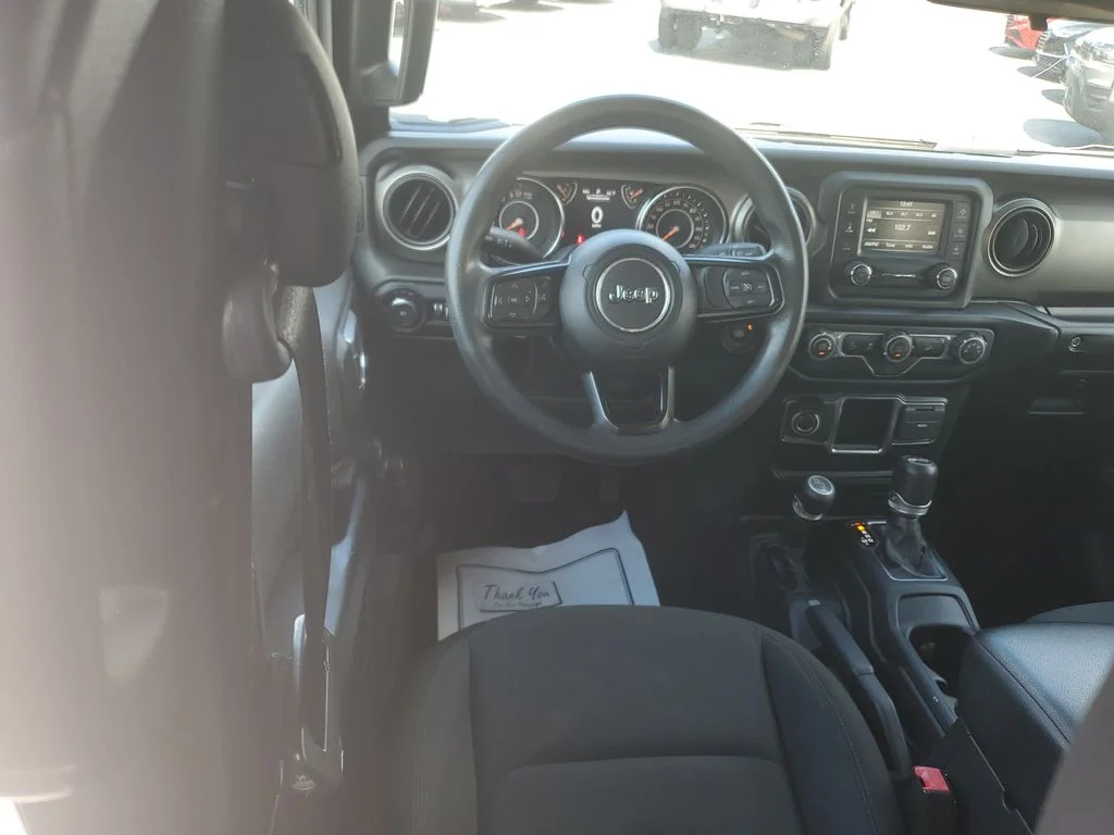 Used 2019 White Jeep Unlimited Sport image 10