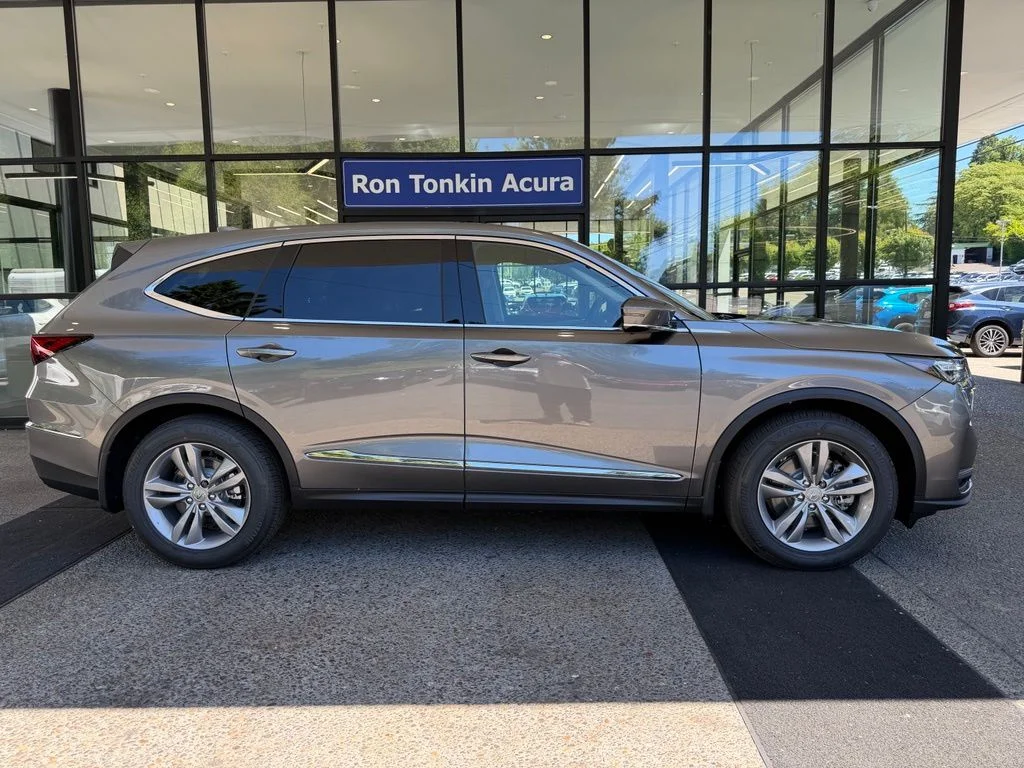 New 2026 Liquid Carbon Metallic Acura Base image 8