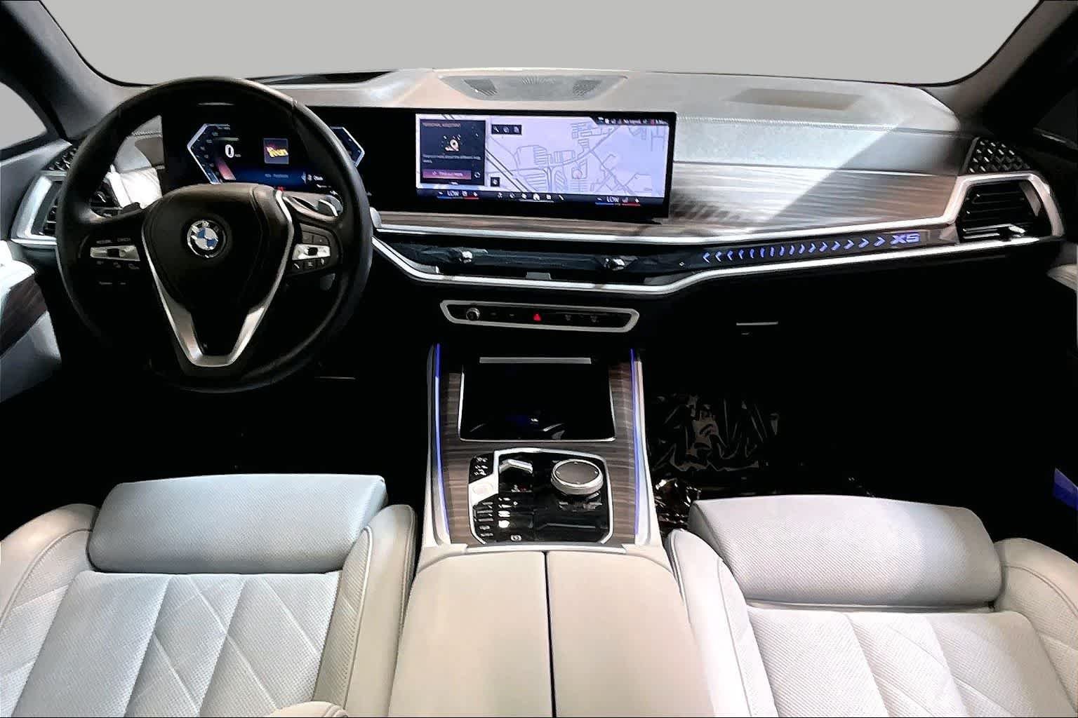 Used 2024 Black Sapphire Metallic BMW xDrive40i image 15