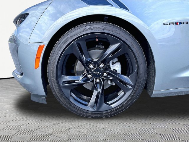 Used 2024 Sharkskin Metallic Chevrolet 1LT image 7