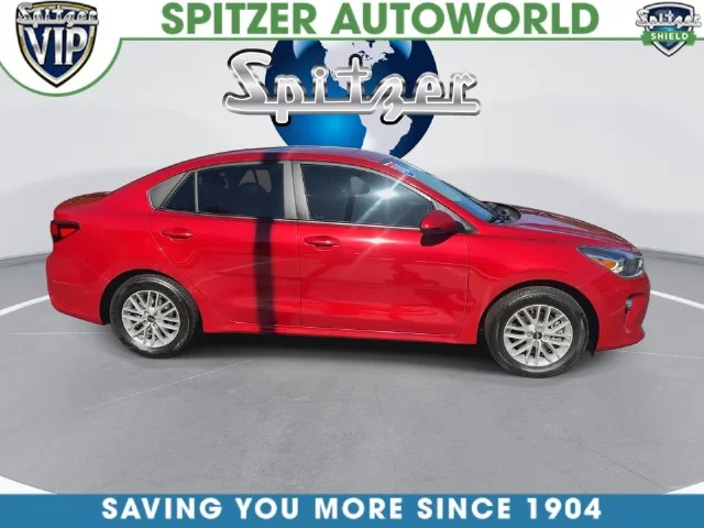 Used 2018 Red Kia EX image 10
