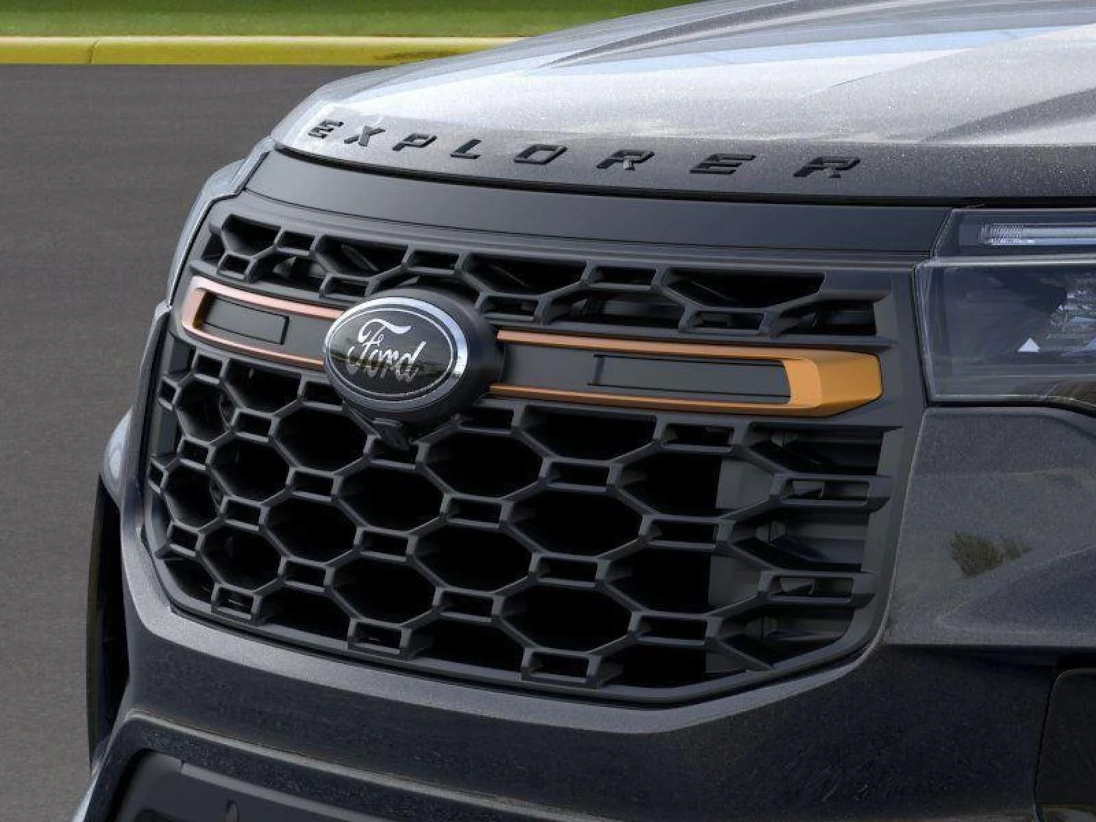 2026 Ford Explorer Tremor - Photo 17