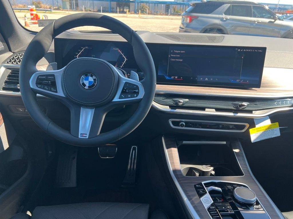 New 2026 Black Sapphire Metallic BMW xDrive40i image 26