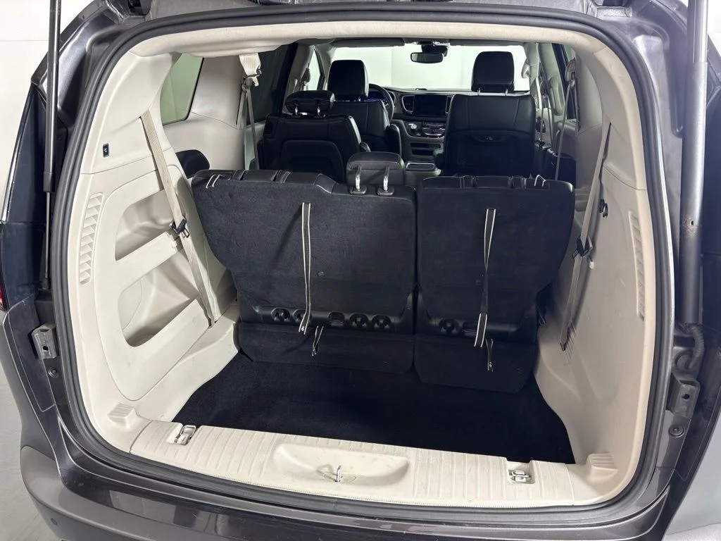 Used 2023 Gray Chrysler Touring L image 27
