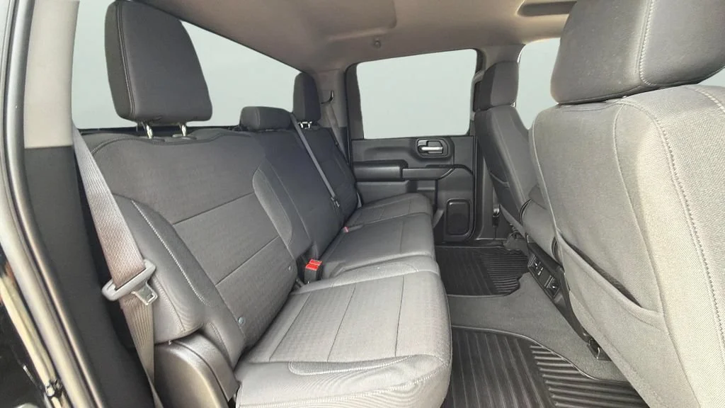 Used 2025 Black Chevrolet Custom image 30