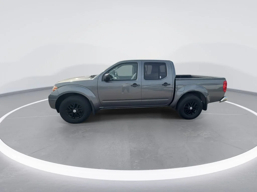 Used 2019 Gray Nissan SV image 5