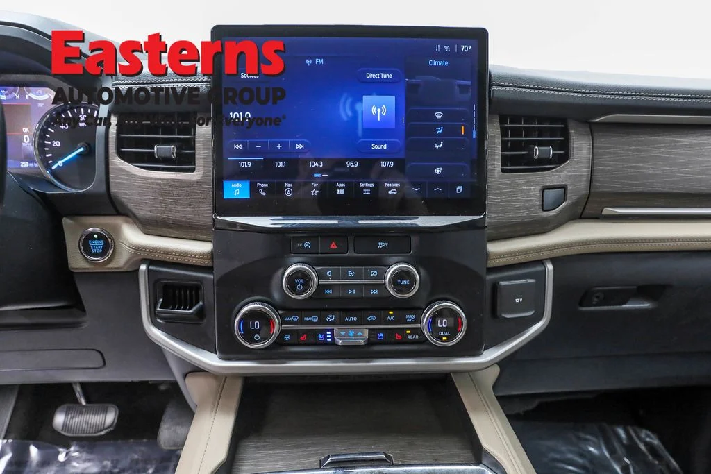 Used 2023 Black Ford Limited image 12