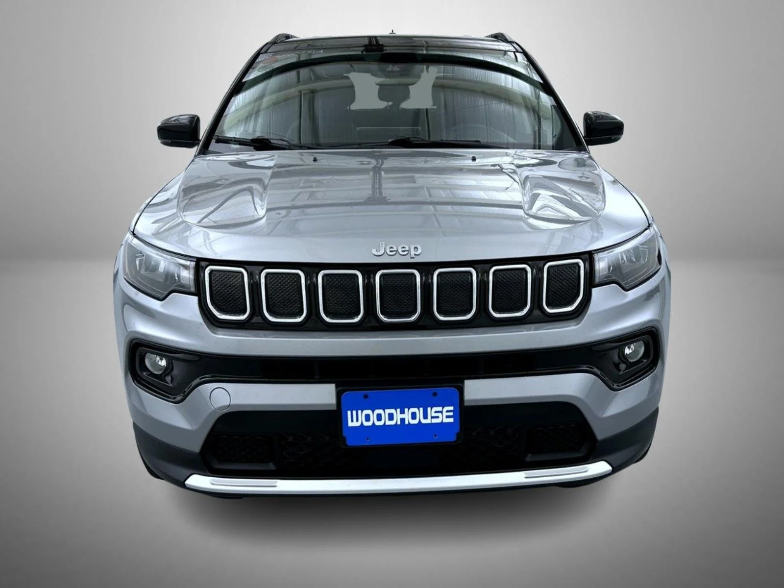 Used 2022 Silver Jeep Limited image 2