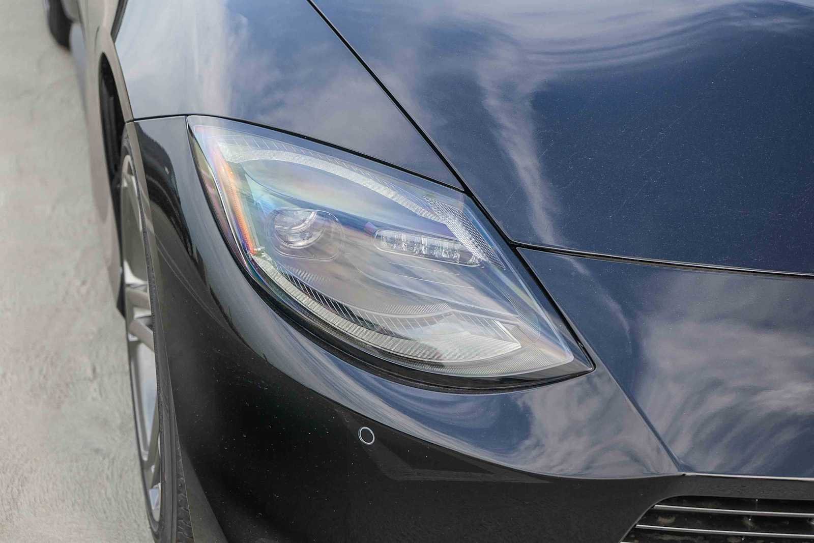 New 2027 Black Diamond Pearl Nissan Sport image 4