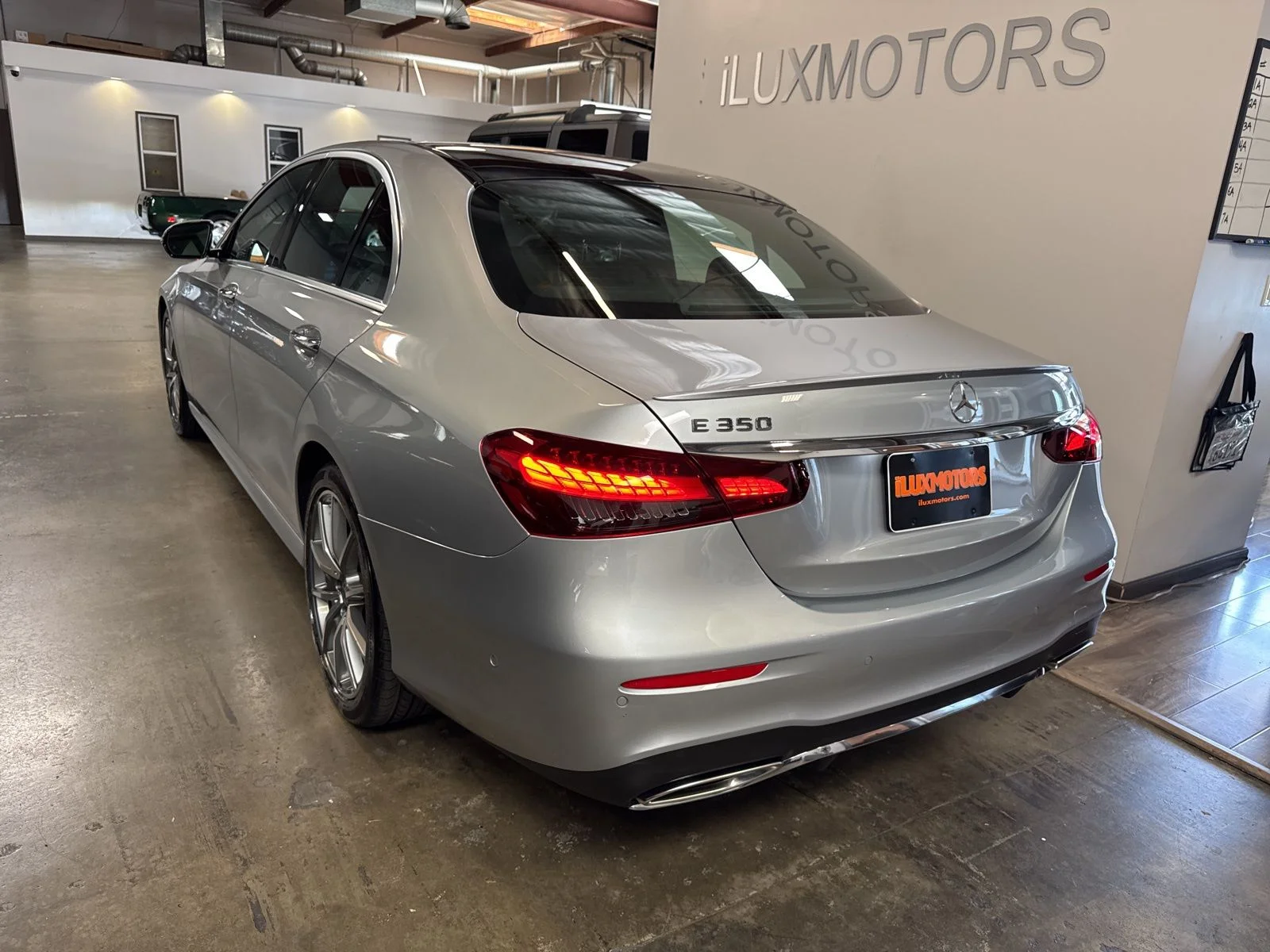 Used 2022 Silver Mercedes-Benz E 350 image 21