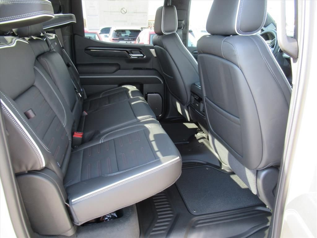 2026 GMC Sierra 1500 AT4X - Photo 33