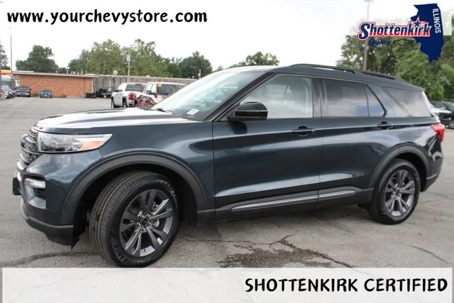Used 2022 Blue Ford XLT image 2