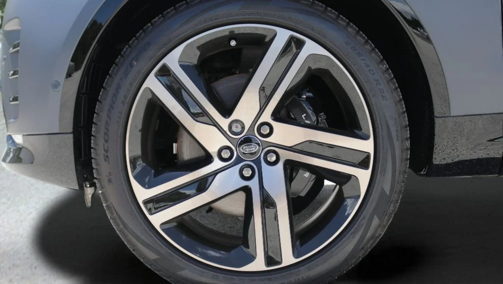 New 2026 Varesine Blue Land Rover  image 29
