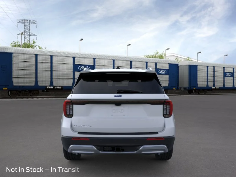 New 2026 Space White Metallic Ford Platinum™ image 5