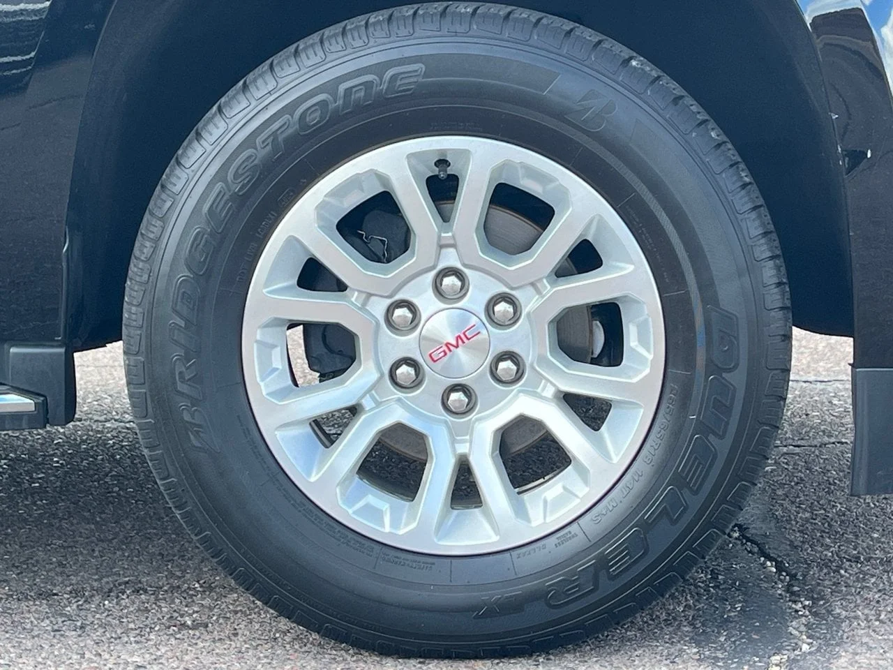 Used 2020 Onyx Black GMC SLT image 8