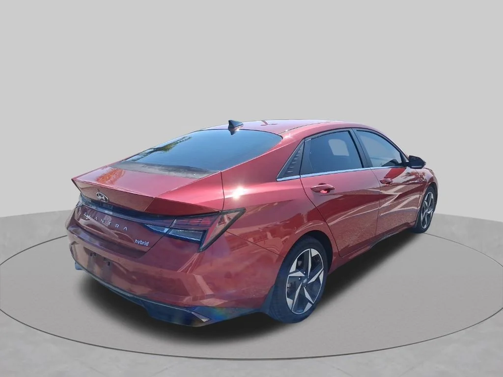Used 2022 Red Hyundai Limited image 7