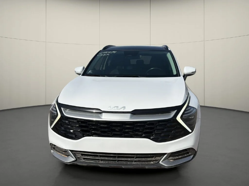 Used 2025 White Kia EX image 2