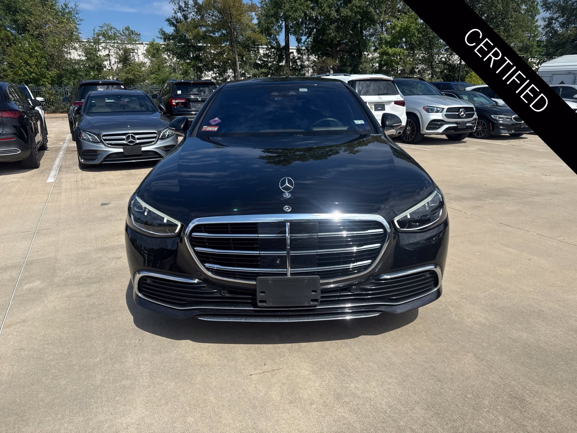 Certified Used 2022 Obsidian Black Metallic Mercedes-Benz S 500 image 2