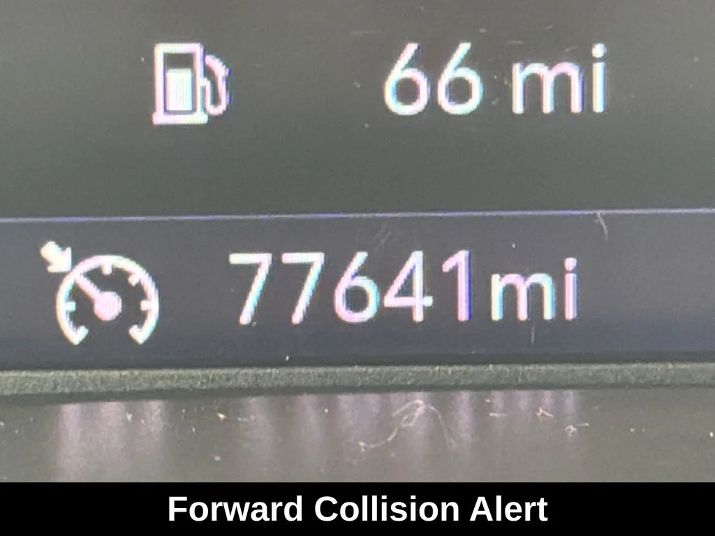 Used 2020 Shadow Gray Metallic Chevrolet LT image 19
