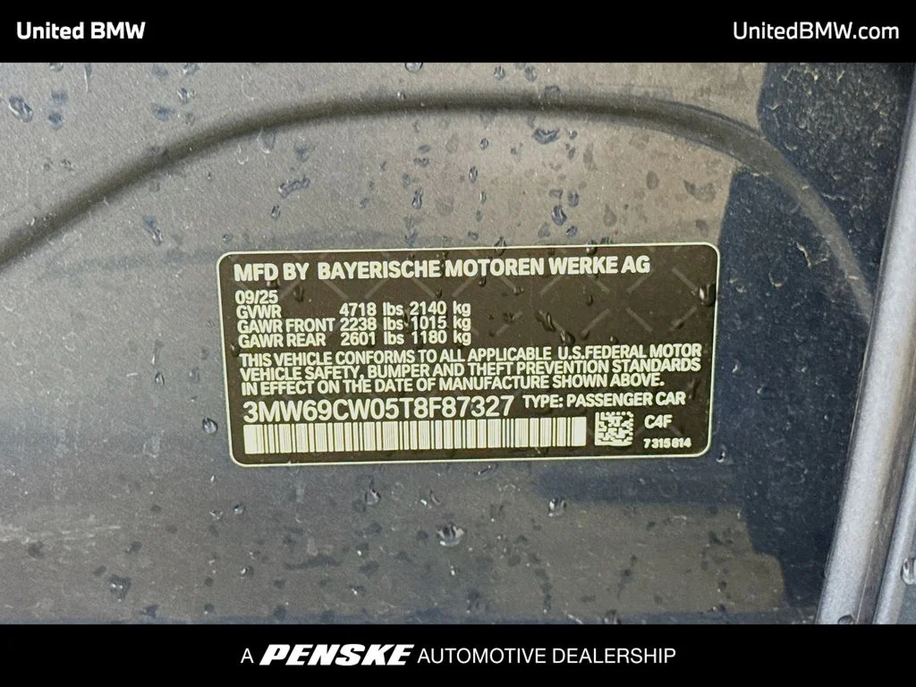 2026 BMW 3 Series 330i - Photo 15