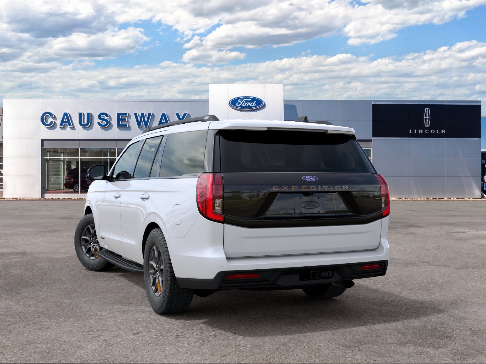 New 2027 Star White Metallic Tri-Coat Ford Tremor® image 8