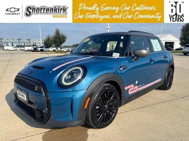 Used 2023 Blue MINI Cooper S image 1