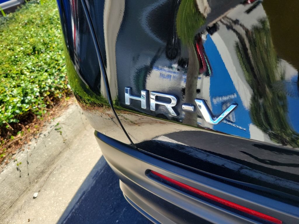 Certified Used 2023 Crystal Black Pearl Honda LX image 15
