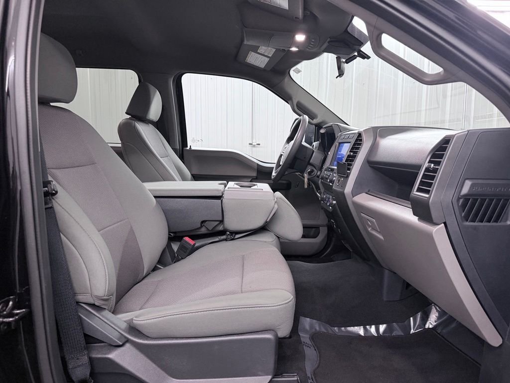 Used 2022 Black Ford XL image 41