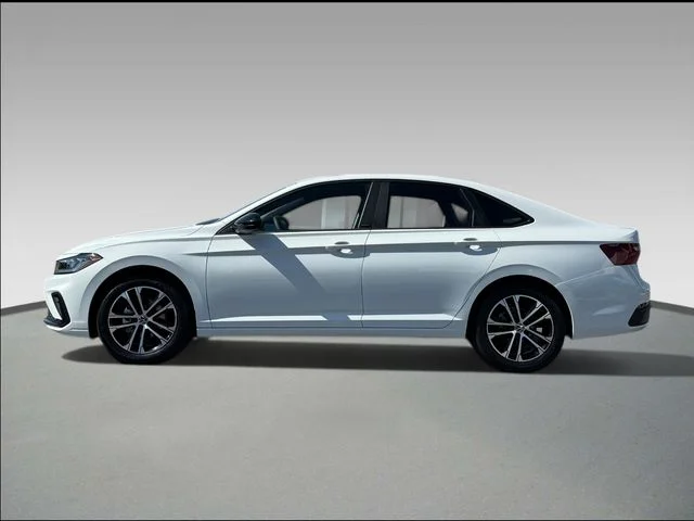 New 2026 Pure White Volkswagen 1.5T Sport image 3