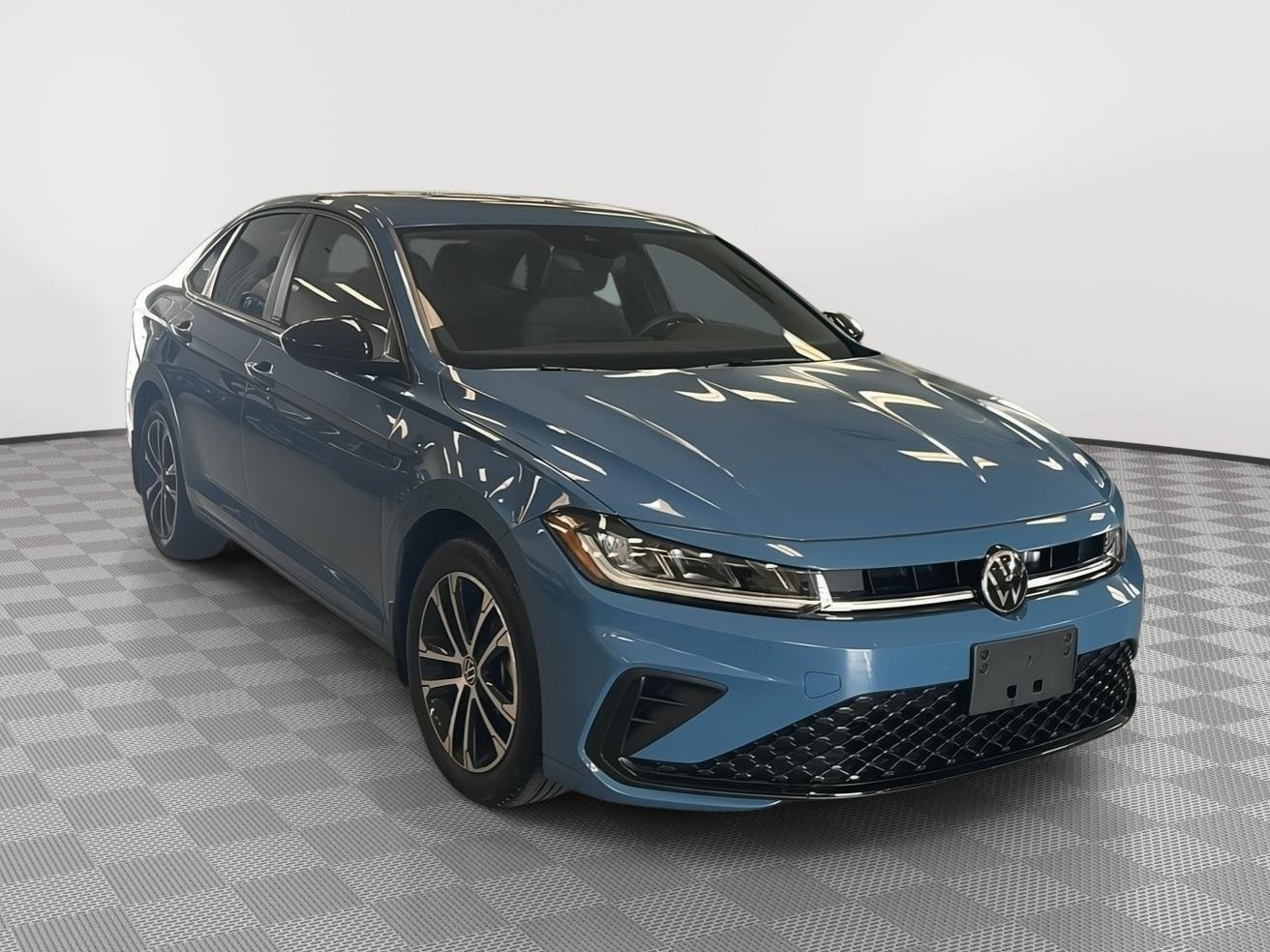 Used 2025 Monterey Blue Volkswagen Sport image 3