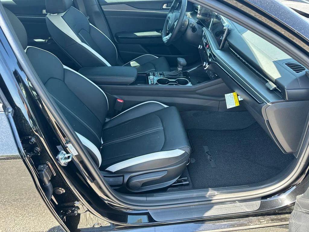 New 2026 Black Kia GT-Line image 13