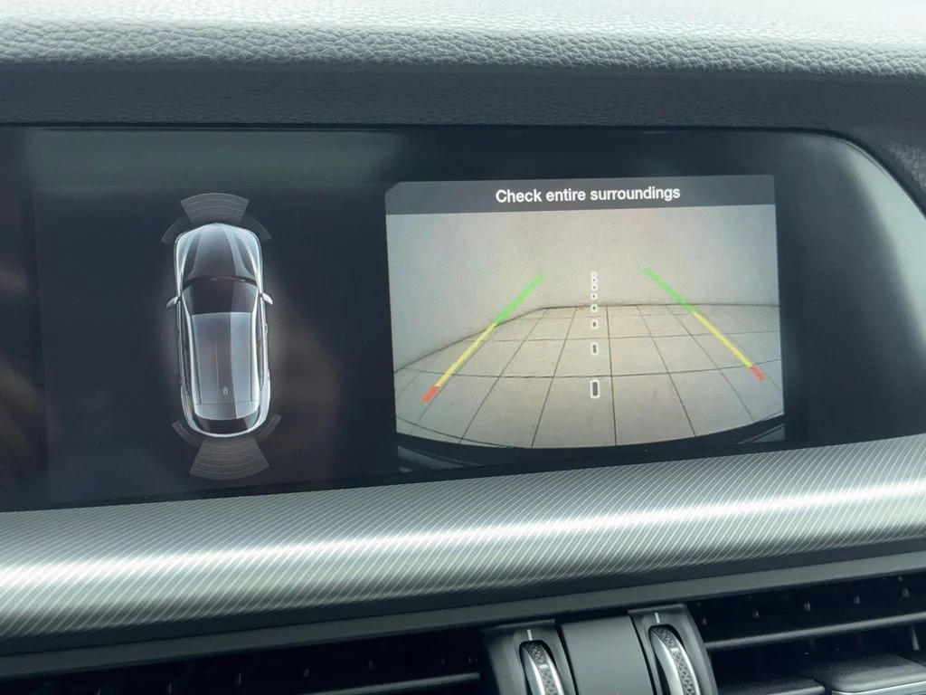 New 2025 Blue Alfa Romeo Base image 25