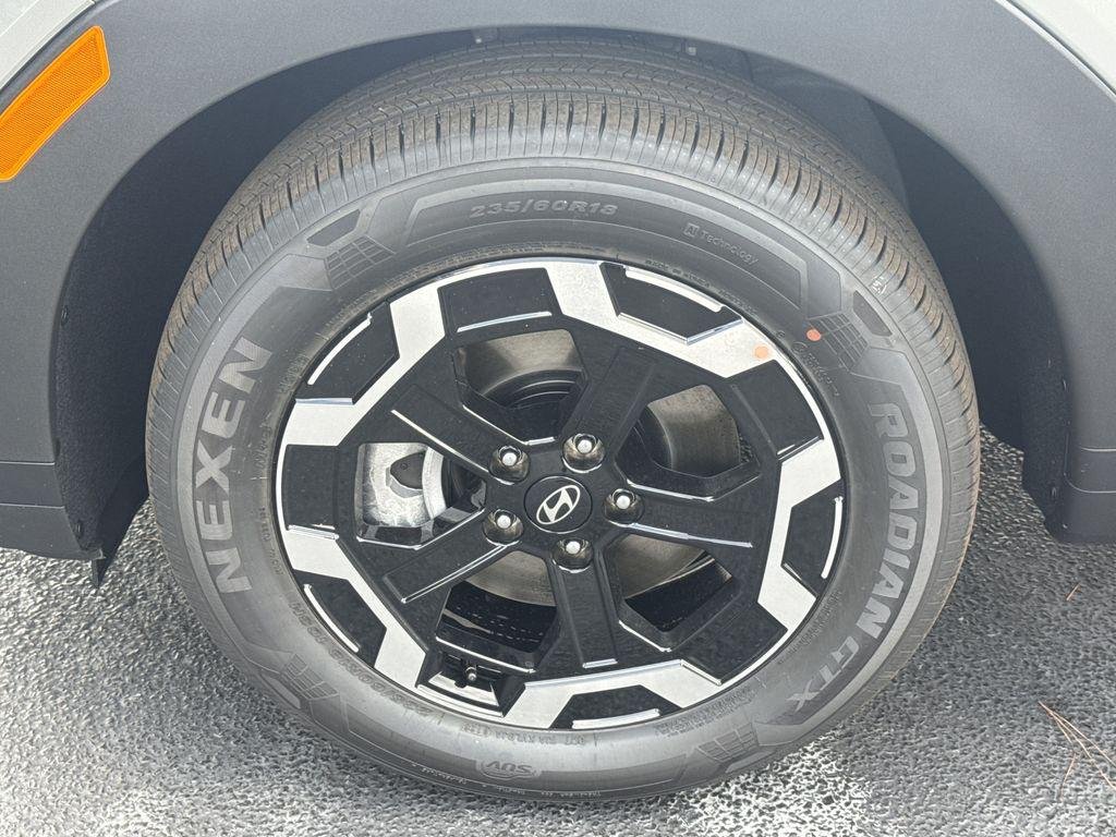 New 2026 Silver Hyundai SEL FWD image 11