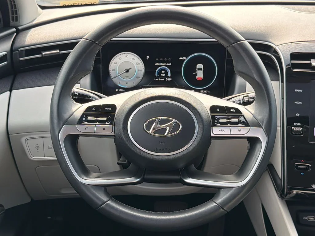 Used 2022 Gray Hyundai SEL image 24