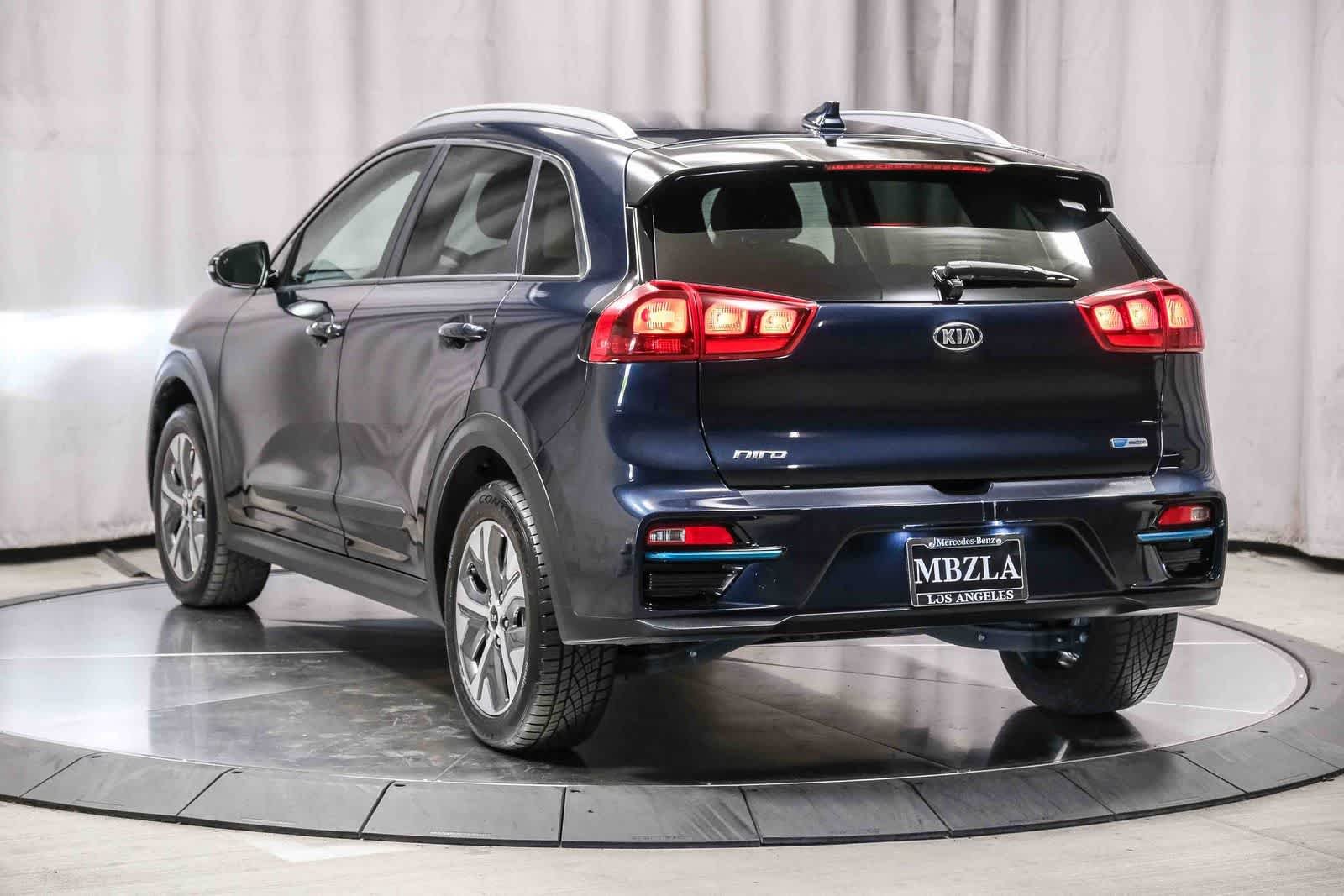 Used 2020 Gravity Blue Kia EX image 2