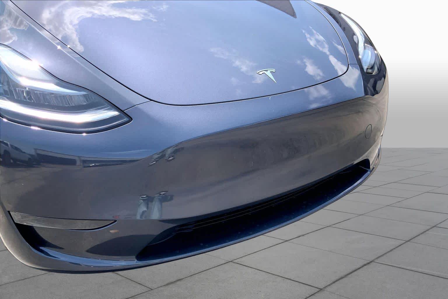 Used 2023 Deep Blue Metallic Tesla  image 27