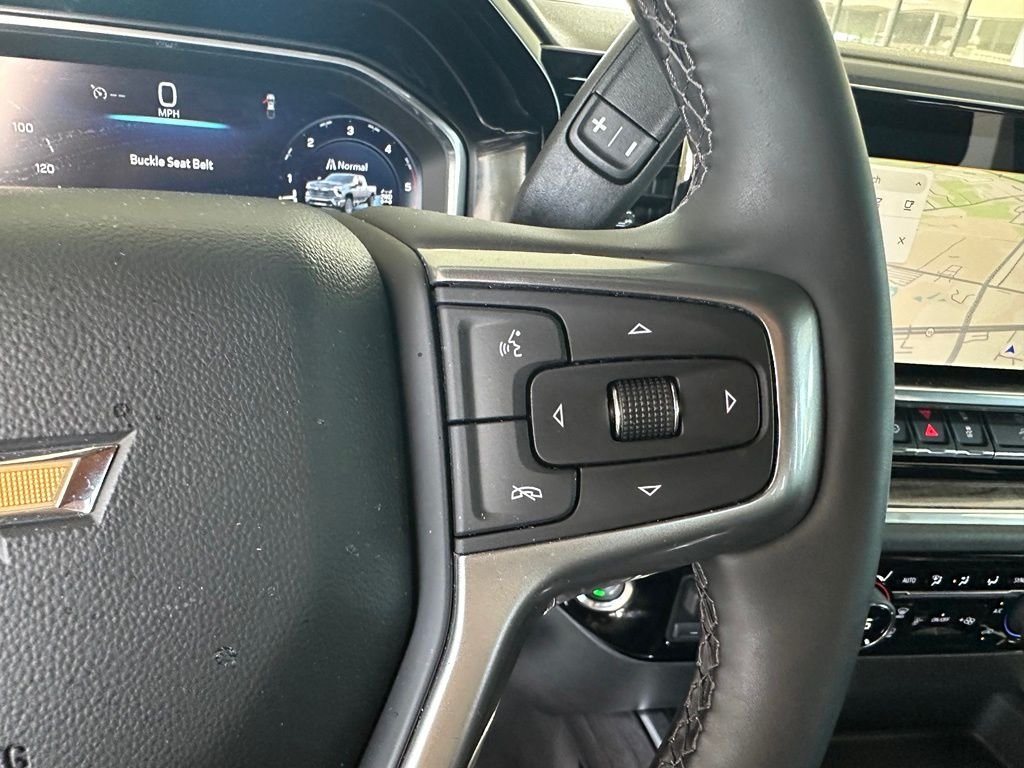 Used 2025 White Chevrolet LTZ image 23