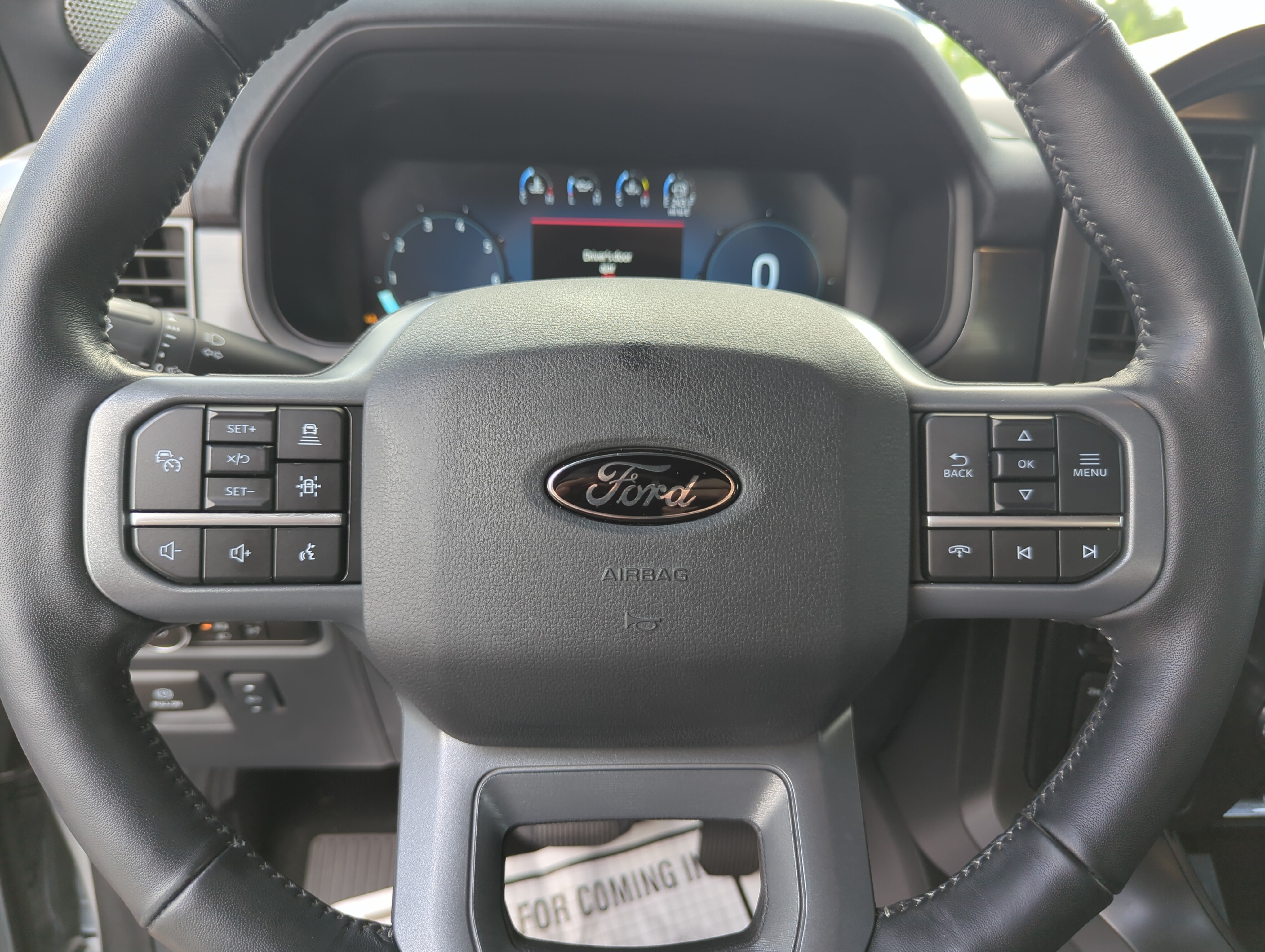 Used 2024 Avalanche Ford LARIAT image 34