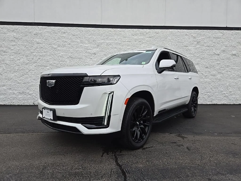 Certified Used 2023 Crystal White Tricoat Cadillac Sport image 33