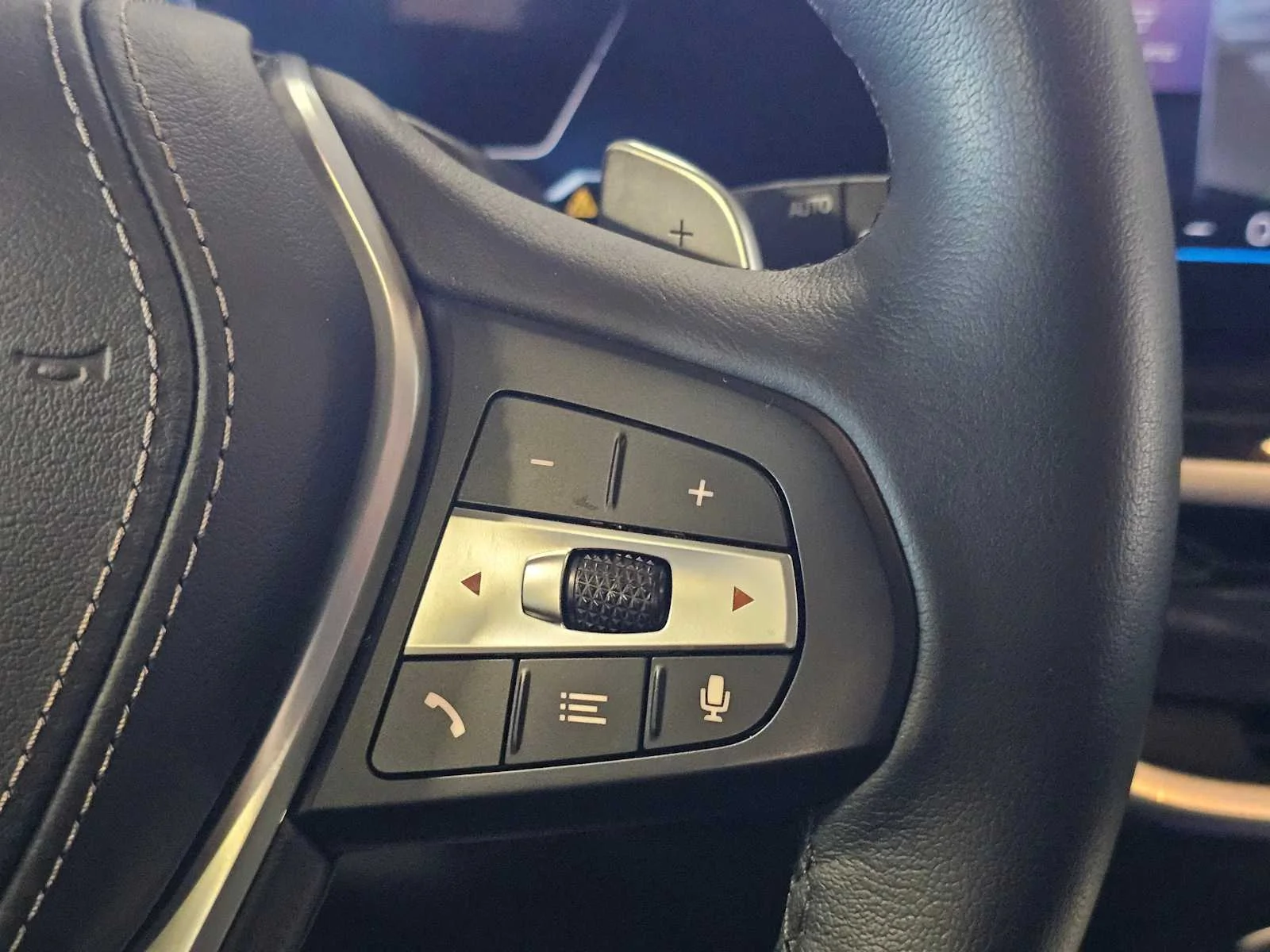 Certified Used 2026 Skyscraper Grey Metallic BMW xDrive40i image 16