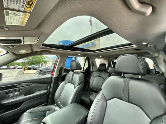 Certified Used 2025 Radiant Red Metallic II Honda Touring image 18