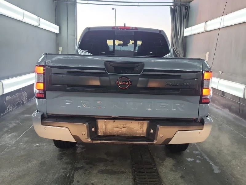 Used 2025 Boulder Gray Pearl Nissan PRO-4X image 4