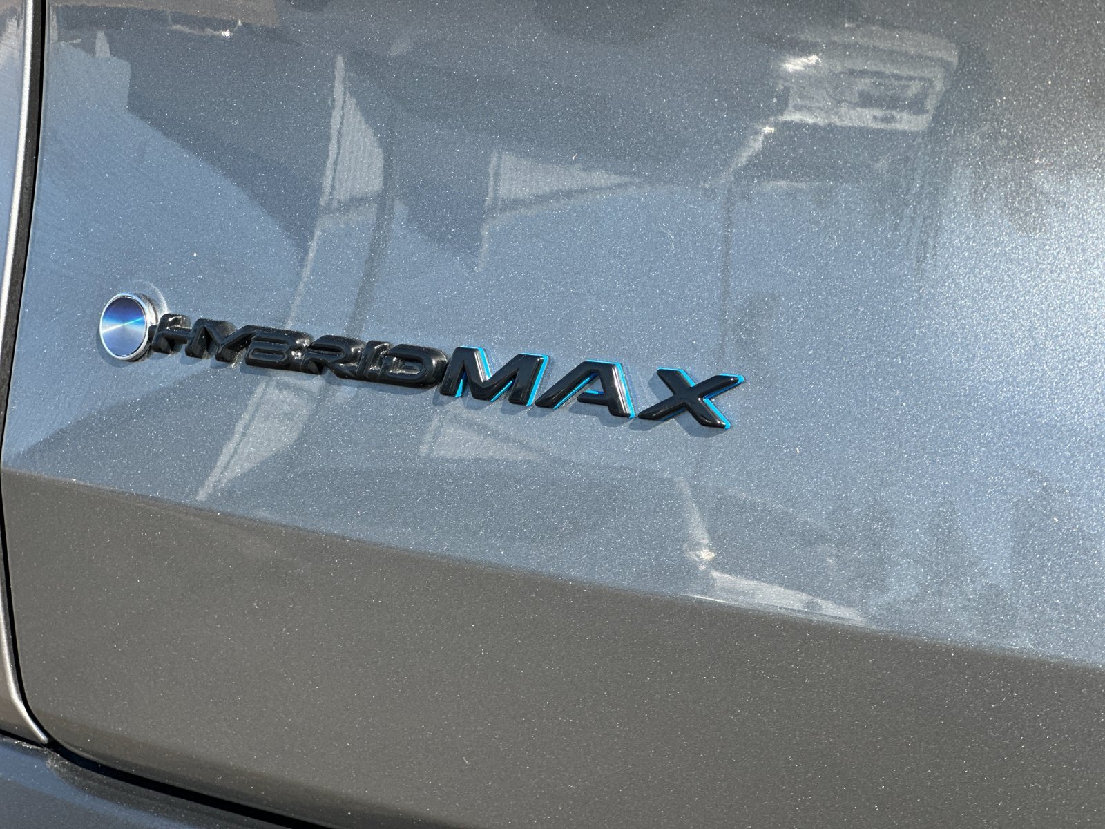 Used 2025  Toyota Hybrid MAX Limited image 28