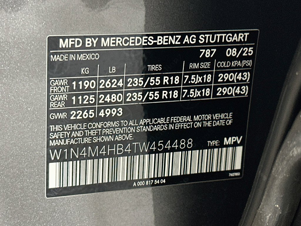 New 2026 Mountain Grey Metallic Mercedes-Benz GLB 250 image 29