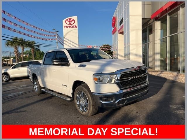 2022 RAM 1500 Big Horn/Lone Star 4x4 Crew Cab 5'7's photo